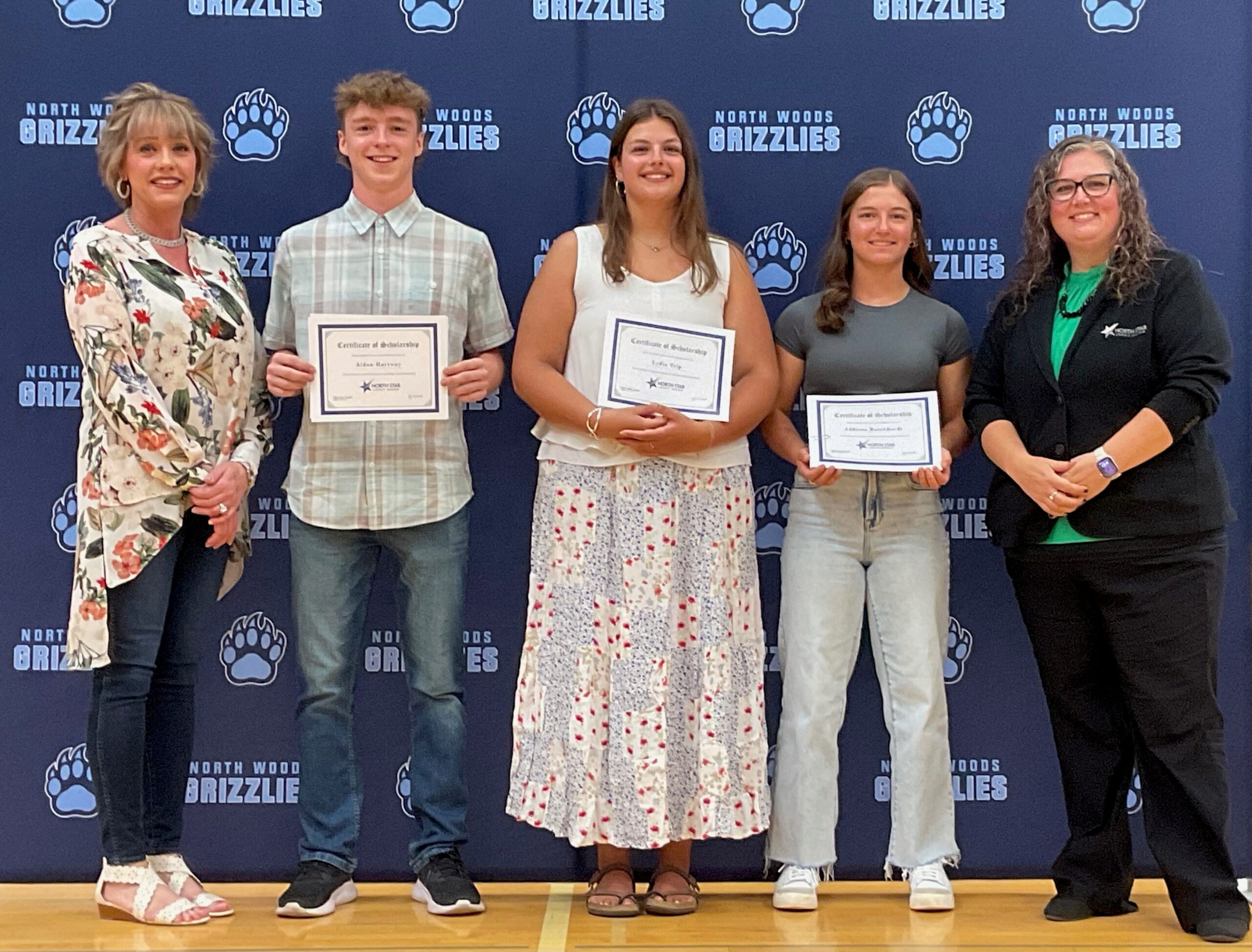 $4,000 Awarded in Scholarships to Area Students